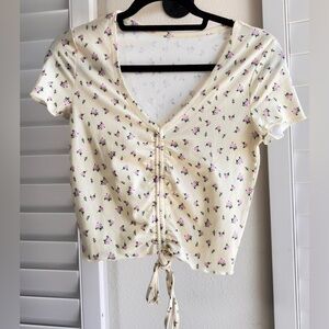 Boutique brand Floral Ruched Cream Top
